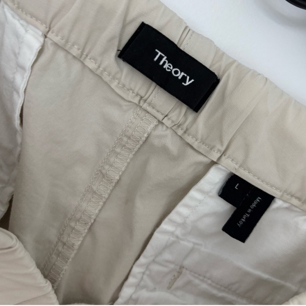 Theory Mens cargo shorts - Picture 2 of 7